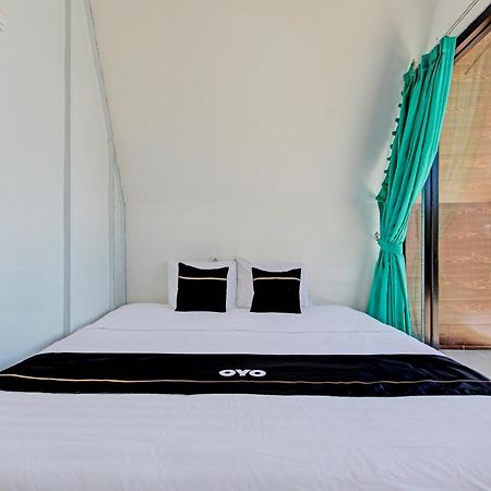 Palette 93389 Osanna Beach Resort Wonogiri 外观 照片